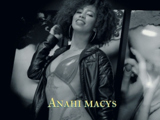 Anahi_macys