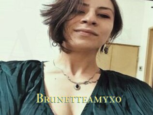 Brunetteamyxo