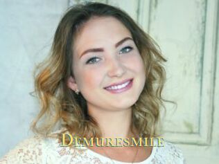 Demuresmile