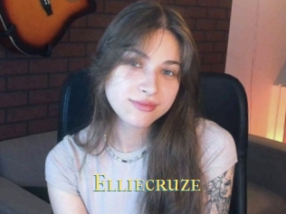 Elliecruze