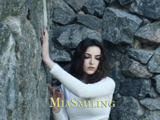 MiaSmiling