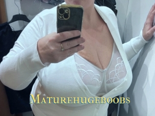 Maturehugeboobs