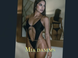 Mia_damms