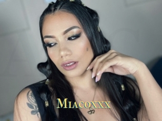 Miacoxxx