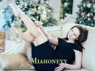 Miahoneyy