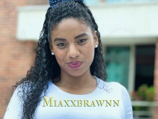 Miaxxbrawnn
