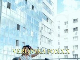 VERONIKA_FOXXX